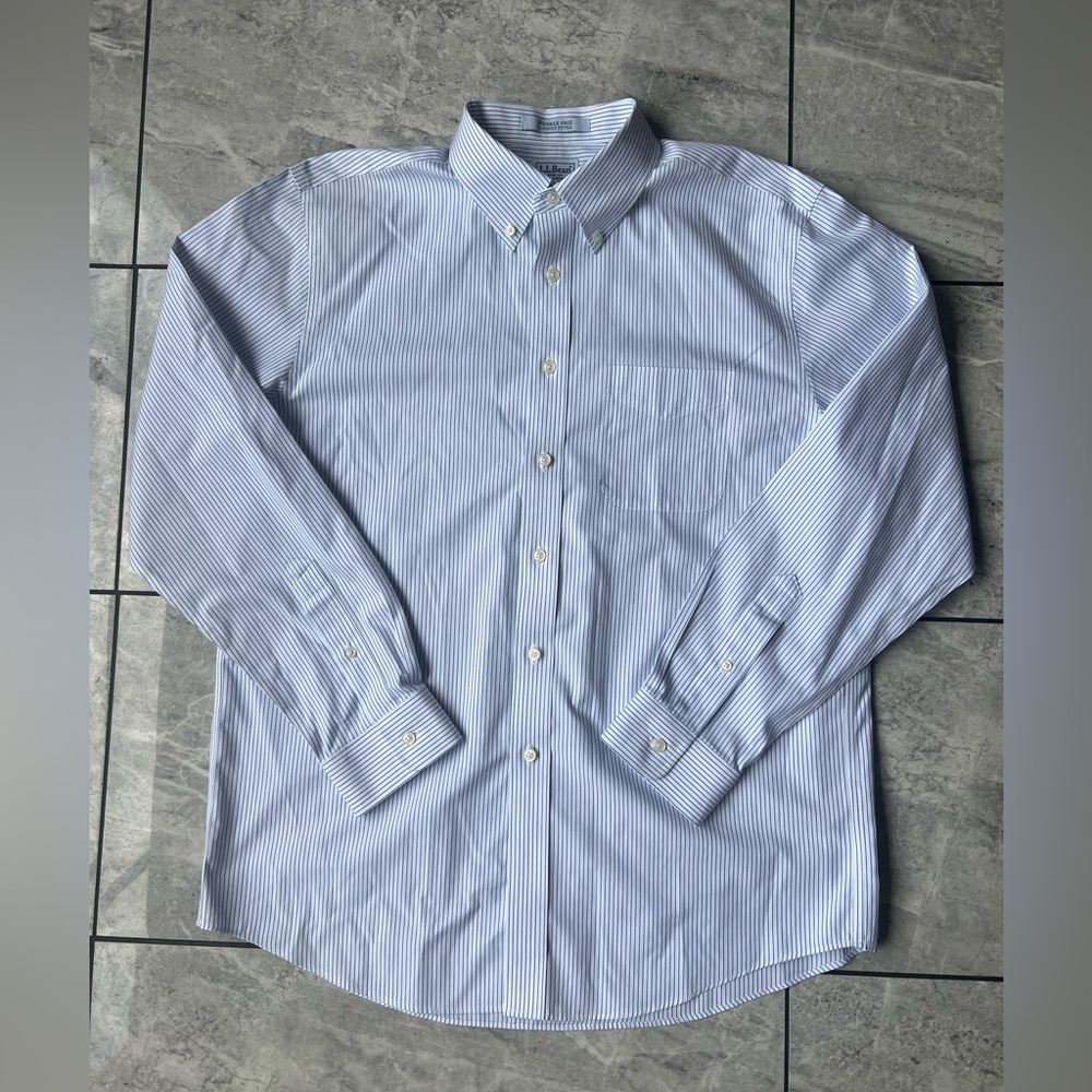 L.L. Bean Mens White 100%Cotton Stripe Long Sleeve ButtonUp Shirt Wrinkle Free